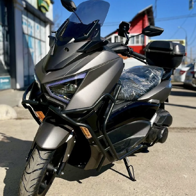 Скутер 180 MAXI