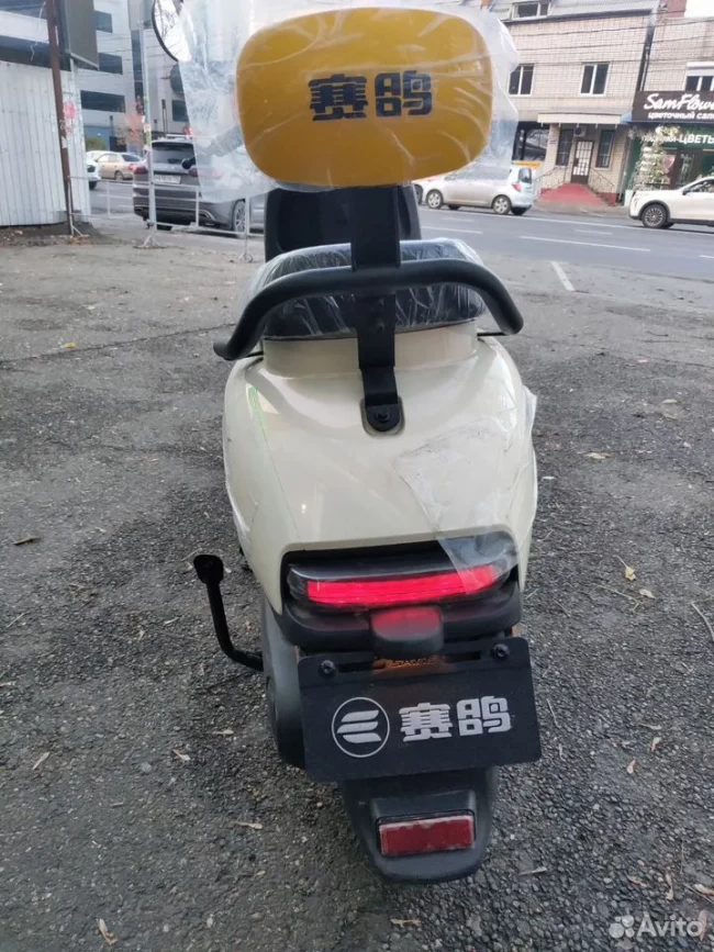 ЭЛЕКТРОСКУТЕР MILAN