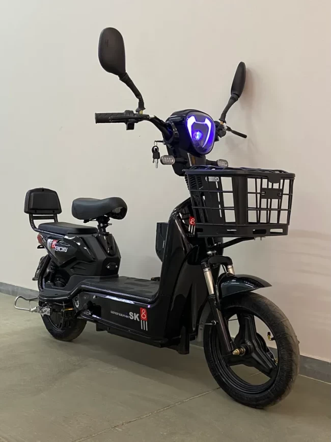 ЭЛЕКТРОСКУТЕР SK 8