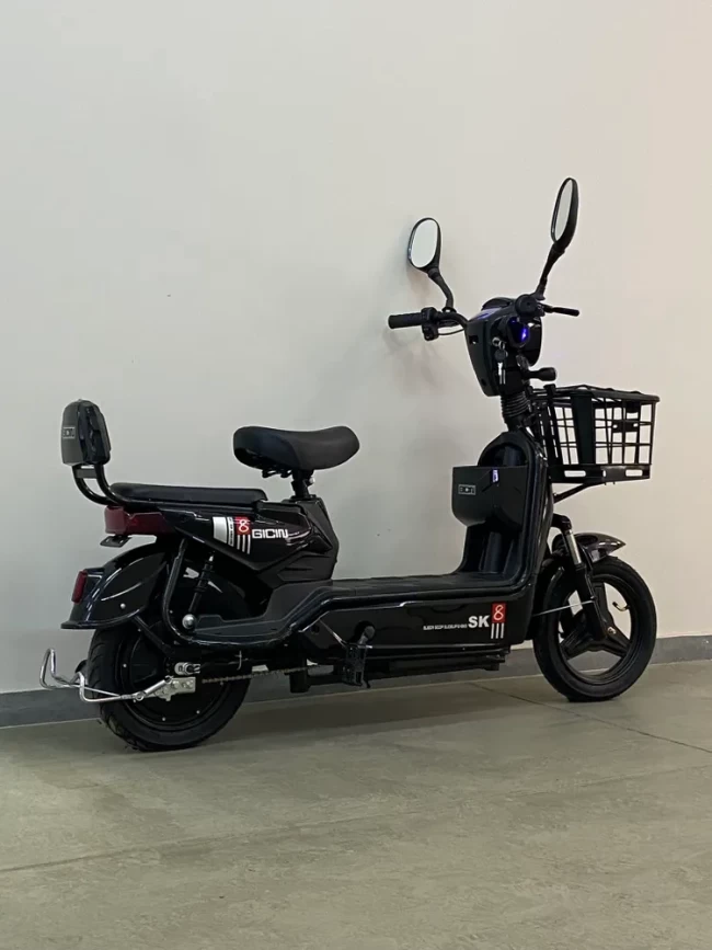 ЭЛЕКТРОСКУТЕР SK 8