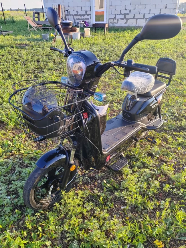 ЭЛЕКТРОСКУТЕР SK 8