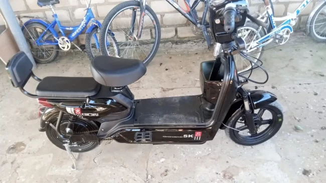 ЭЛЕКТРОСКУТЕР SK 8