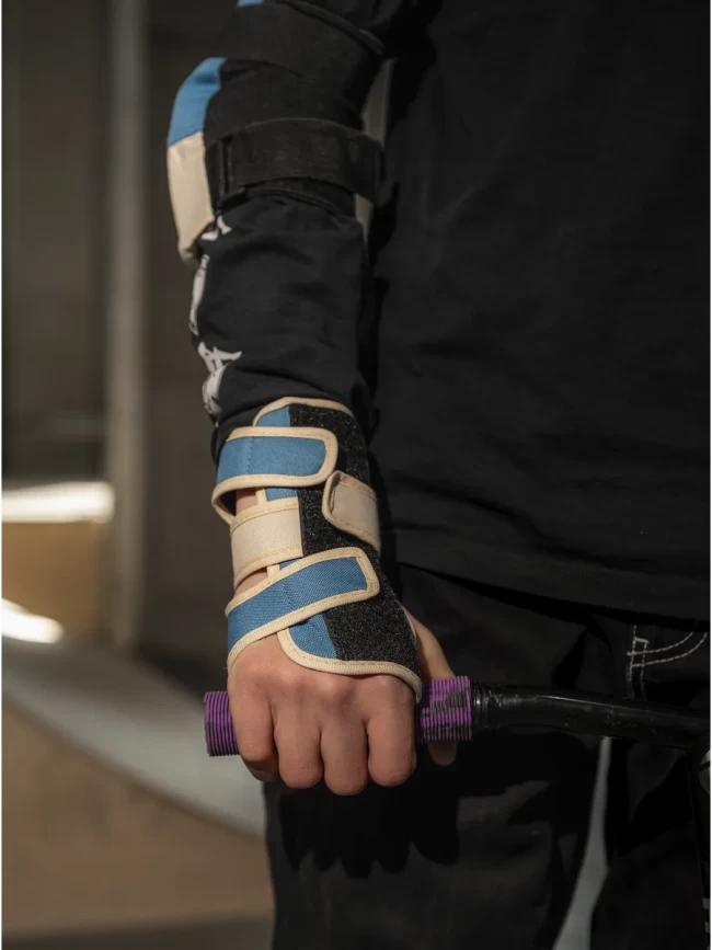 Защита для езды на роликах