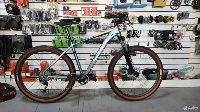 SUNSPEED 568 R29 рама 19,5 (черно-белый)