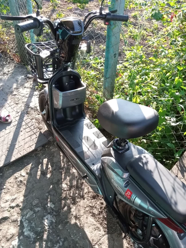 Электроскутер SK 8 16колеса