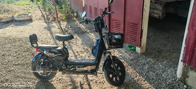 Электроскутер SK 8 16колеса