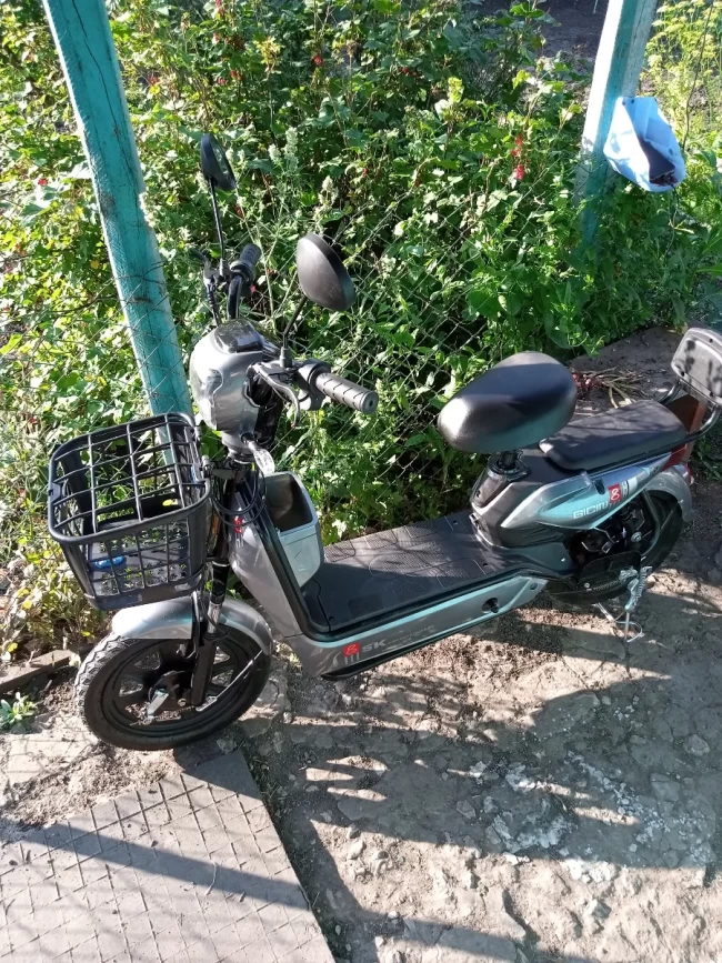 Электроскутер SK 8 16колеса