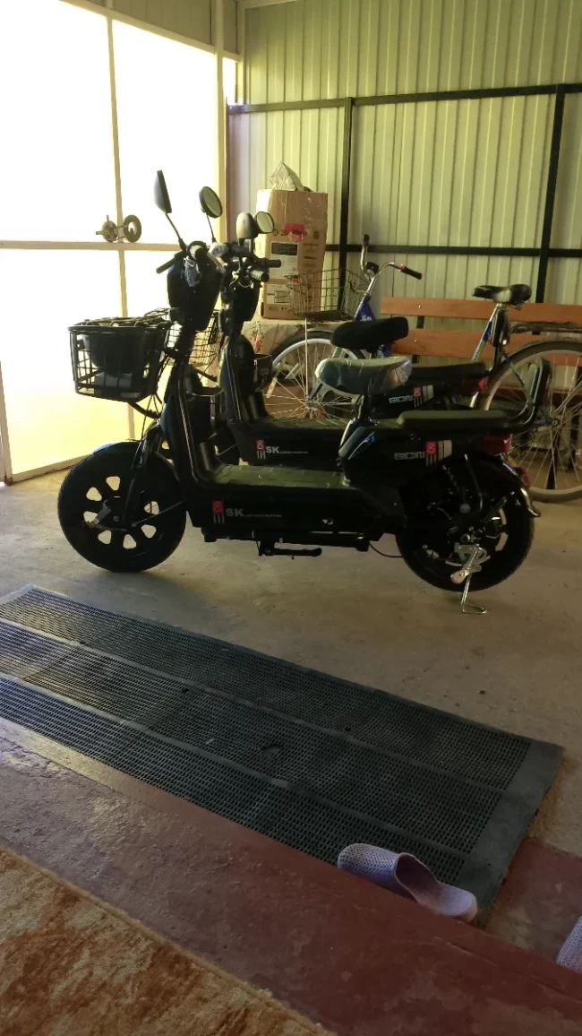 Электроскутер SK 8 16колеса