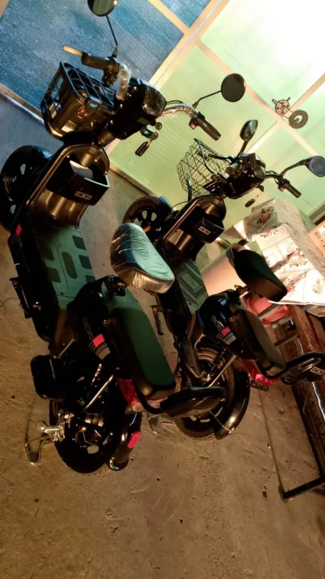 Электроскутер SK 8 16колеса