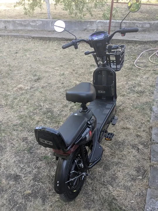 Электроскутер SK 8 16колеса