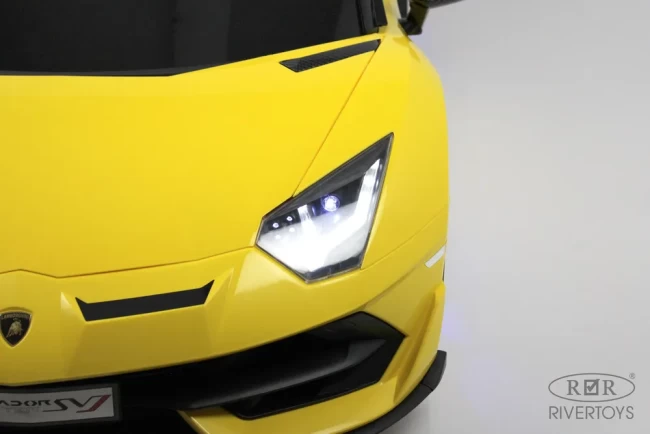 Электромобиль RIVER TOYS Lambordghni Aventador желтый