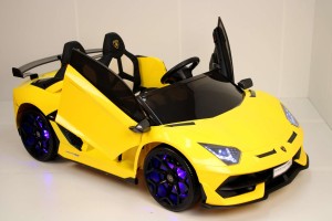 Электромобиль RIVER TOYS Lambordghni Aventador желтый