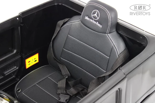 Электромобиль RIVER TOYS MERCEDES -AMG G333GG черн глянец