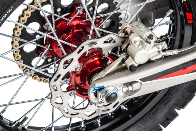 Мотоцикл Кросс PWR FS300 (PR5 4V) красный Мотоцикл Кросс PWR FS300 (PR5 4V) красный