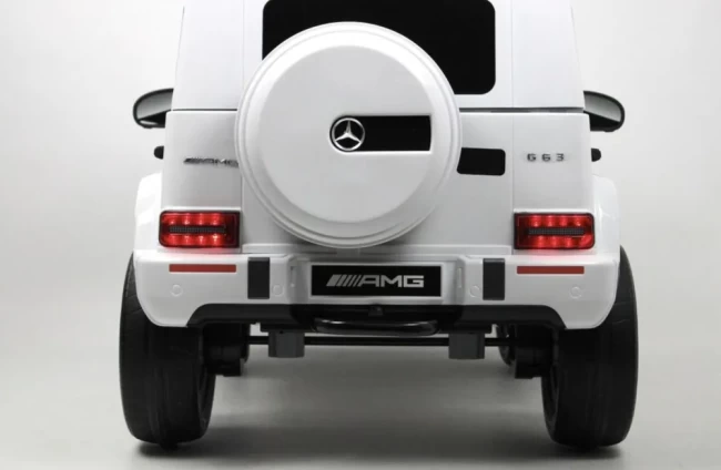 Электромобиль RIVER TOYS Mercedes Benz  K999KK  белый