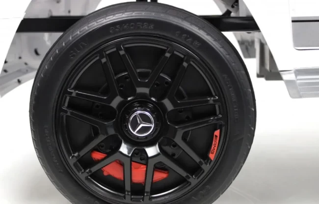 Электромобиль RIVER TOYS Mercedes Benz  K999KK  белый