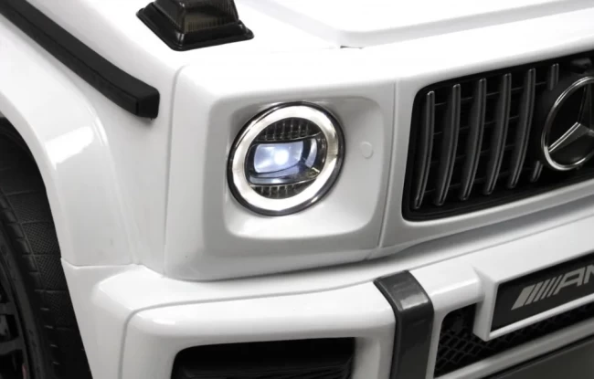 Электромобиль RIVER TOYS Mercedes Benz  K999KK  белый