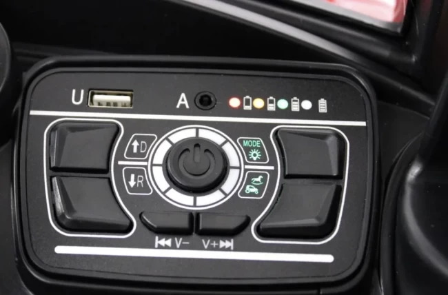 Электромобиль RIVER TOYS Jeep M222БХ красный