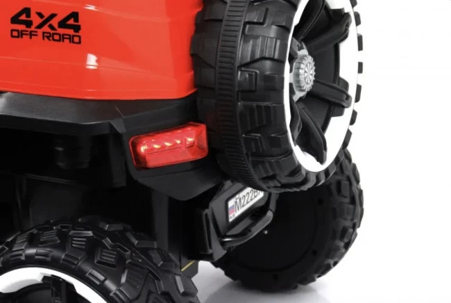 Электромобиль RIVER TOYS Jeep M222БХ красный