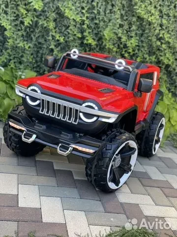 Электромобиль RIVER TOYS Jeep M222БХ красный