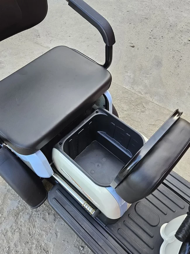 Электро трицикл EXSTREME  АКБ литевый