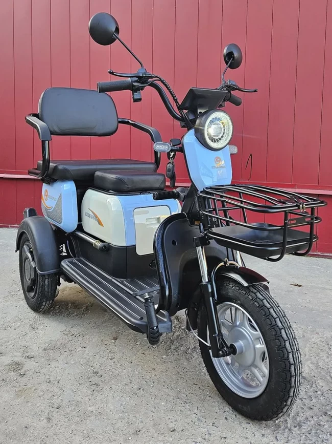 Электро трицикл EXSTREME  АКБ литевый