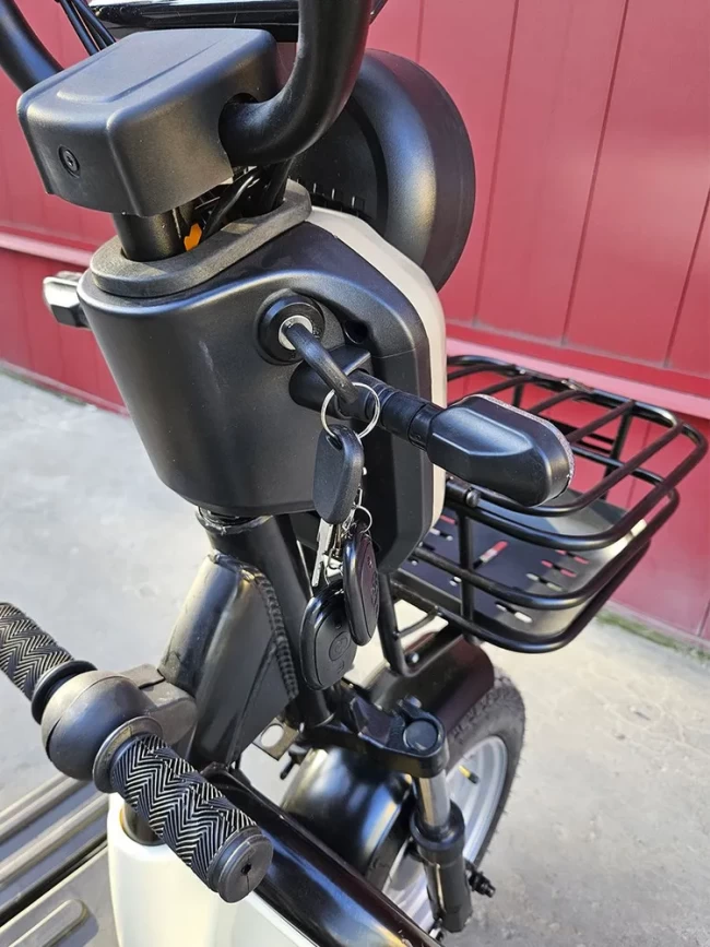 Электро трицикл EXSTREME  АКБ литевый