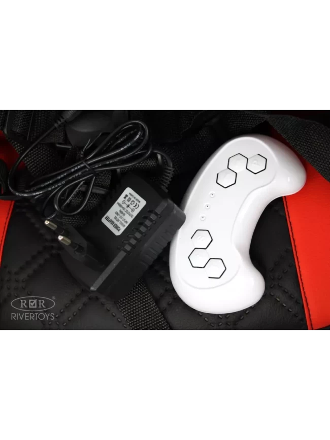 Электромобиль RIVER TOYS PORSCHE F333FF  белый