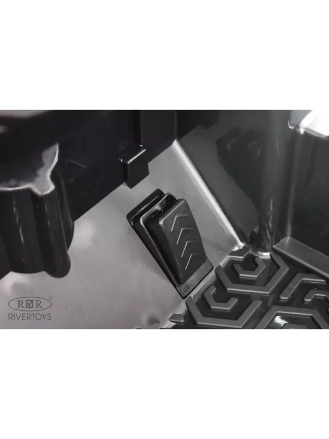 Электромобиль RIVER TOYS багги F888FF 4WD синий