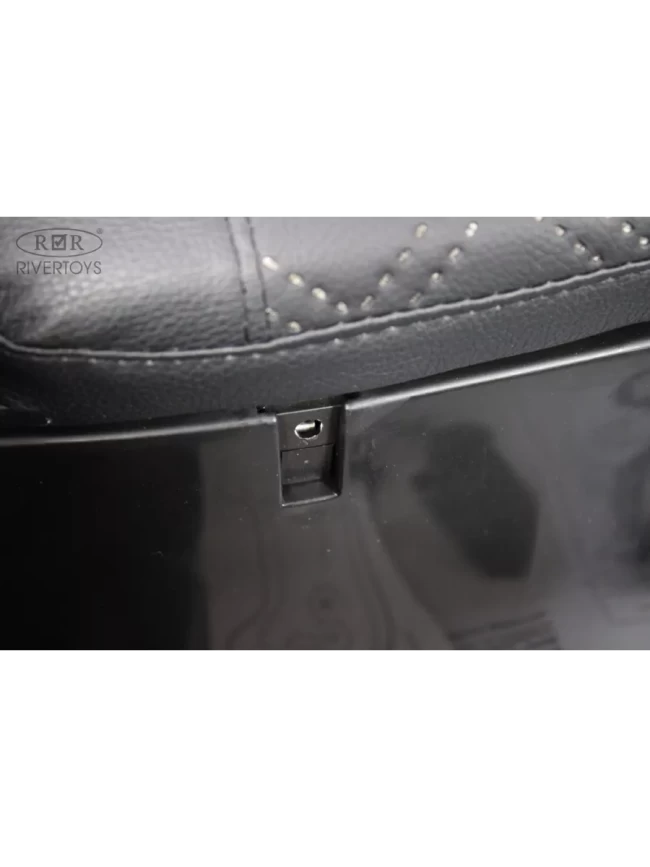 Электромобиль RIVER TOYS багги F888FF 4WD синий