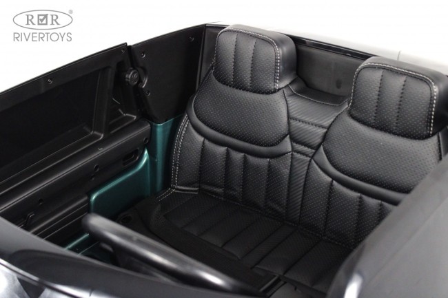 Электромобиль  RIVER TOYS RANGE ROVER Y999Y зеленый глянец