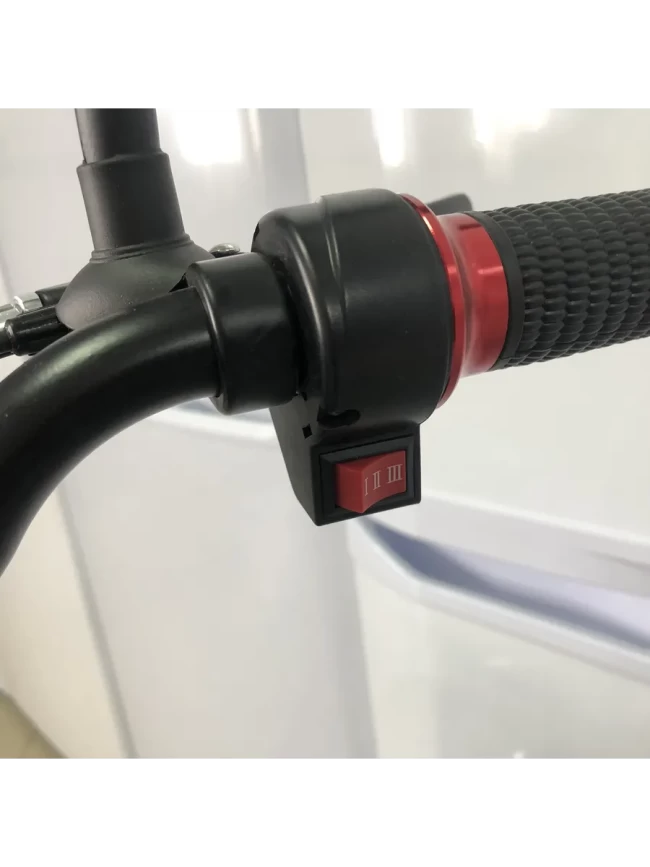 ЭЛЕКТРОСКУТЕР А777 R16