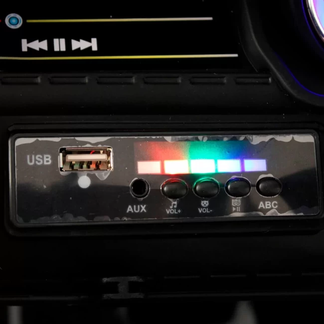 E555KX RIVER TOYS RANGE ROVER POLISE