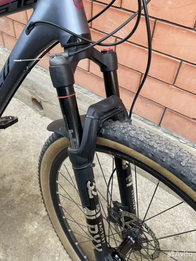 SUNSPEED 578 R29 рама 19,5 (черно-белый)